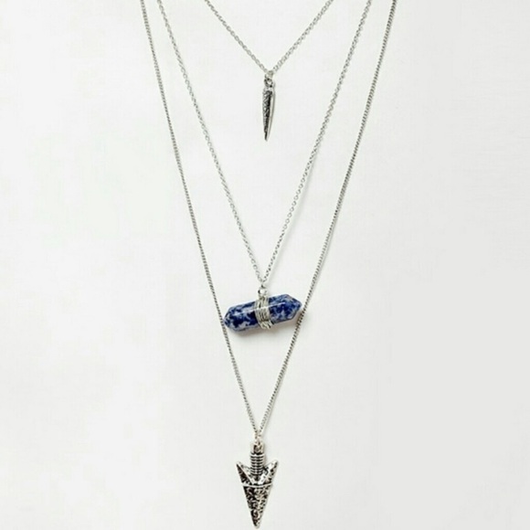 Layered Arrowhead Necklace with Sodalite Stone - Picture 4 of 6